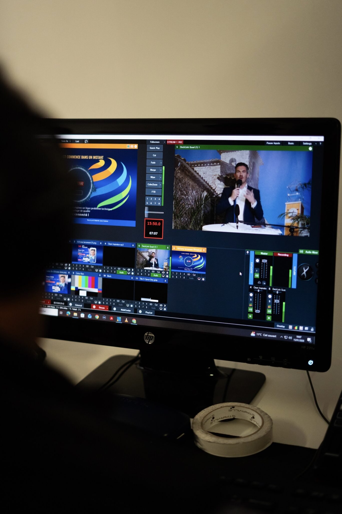 2b1b229b-2f42-41a7-8116-b015b357932f