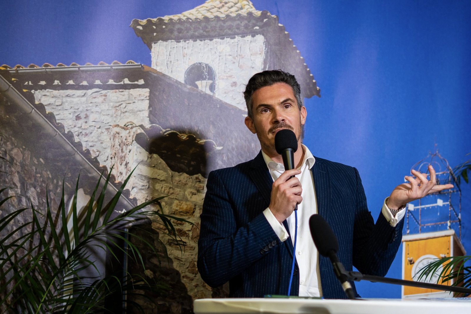 2cb20457-d9ce-4559-be71-165be507b0f4